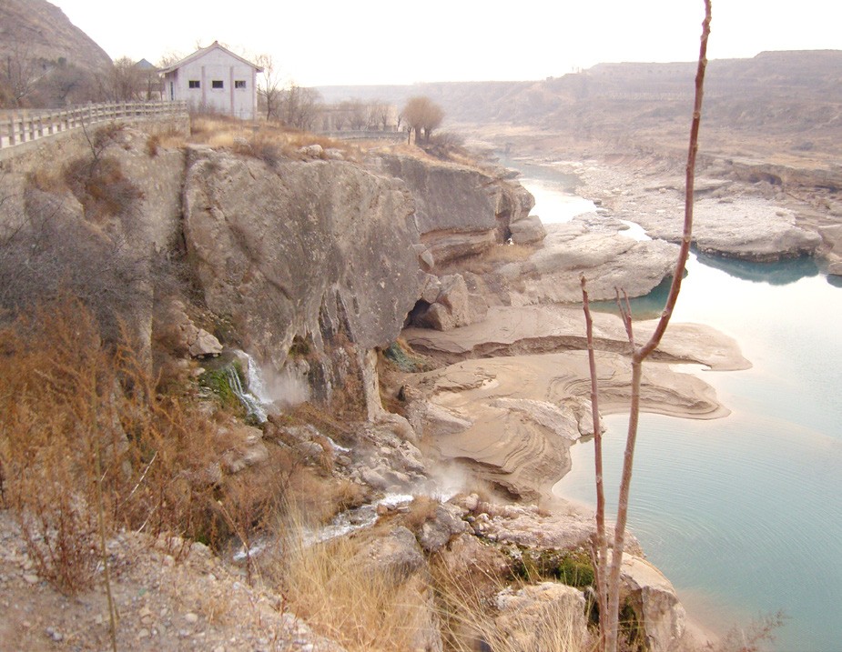 咸阳市张家山泉群供水工程