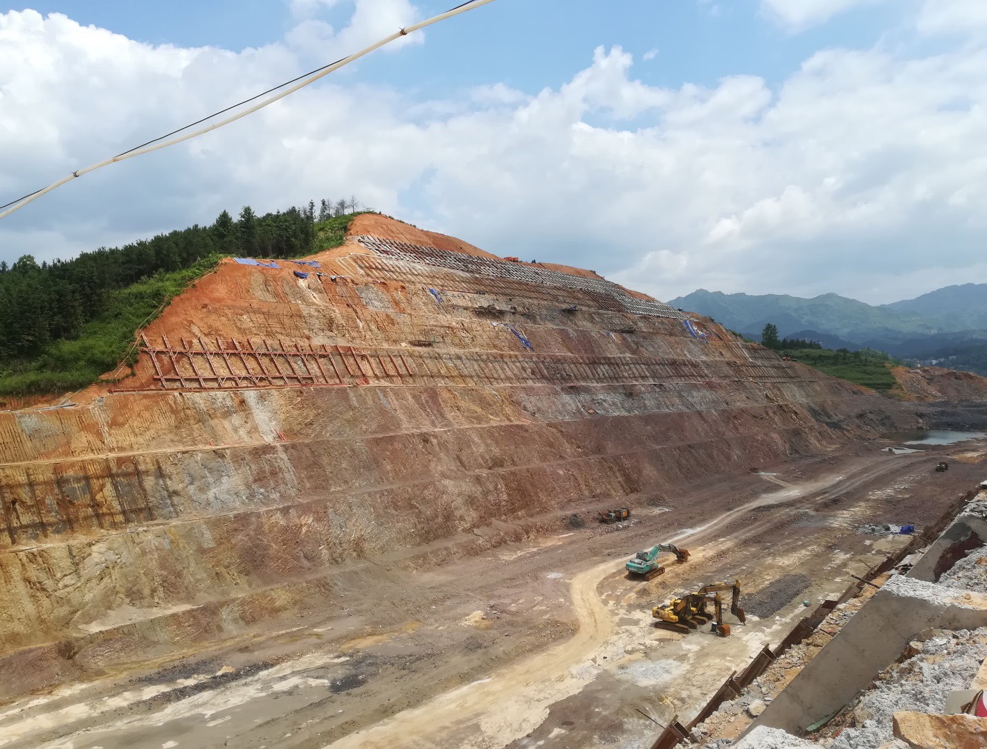 铜仁市松桃至玉屏城际快速道路 建设项目-高边坡专项设计