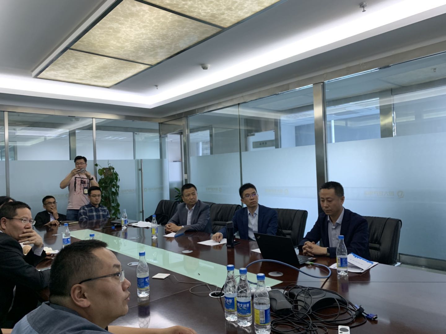 主动开拓省外市场、积极践行“两全战略” ——公司与恒大新疆公司签订勘察项目